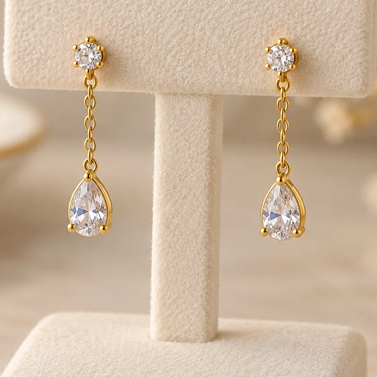 Aros colgantes con gota de cubic