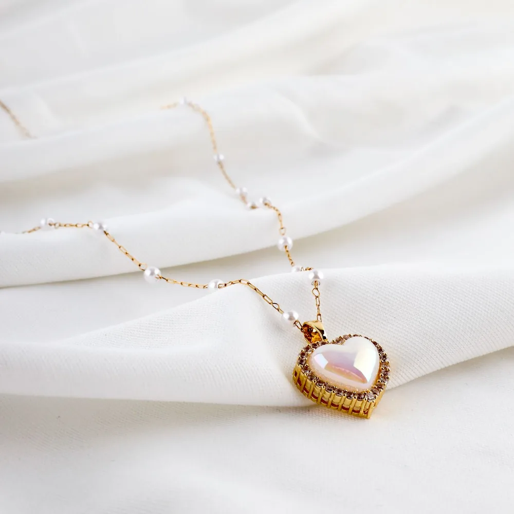 Collar corazón de nácar